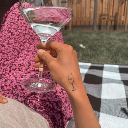 Tijdelijke tattoo Wijnglasje 2