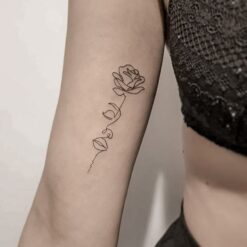 Tijdelijke tattoo roos gezicht 2